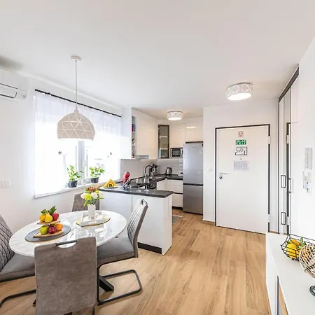 2 Bedroom In Apartament