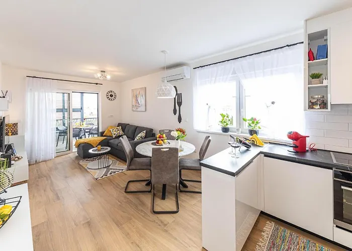 2 Bedroom In Διαμέρισμα *